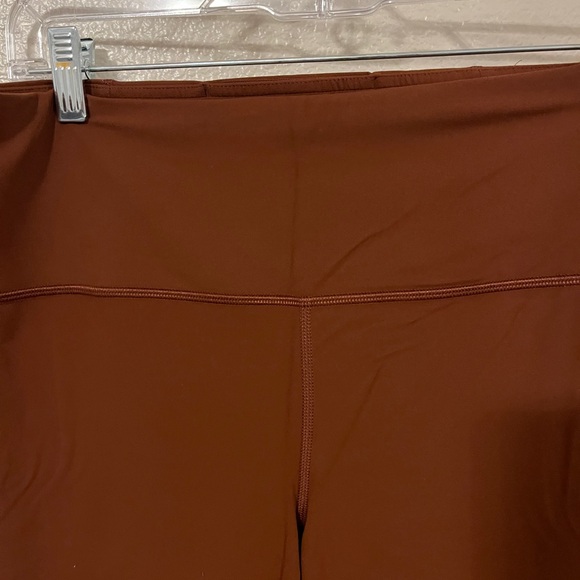 NWOT Athleta Elation Straight Leg Yoga Pants in Ancient Mahogany - Picture 5 of 7